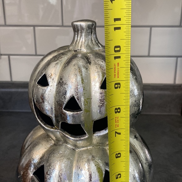 Ceramic Halloween Light UP Pumpkin Stack - Picture 6 of 7